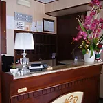 Hotel Riviera 2*