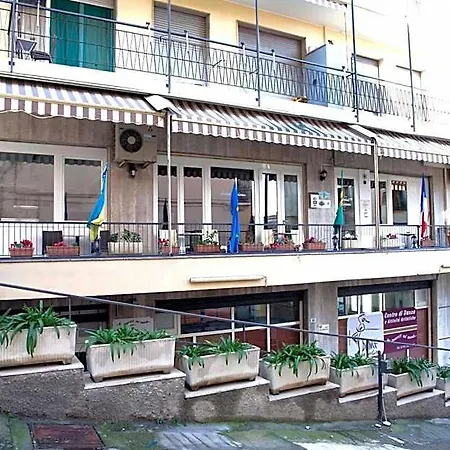 Riviera Hotel