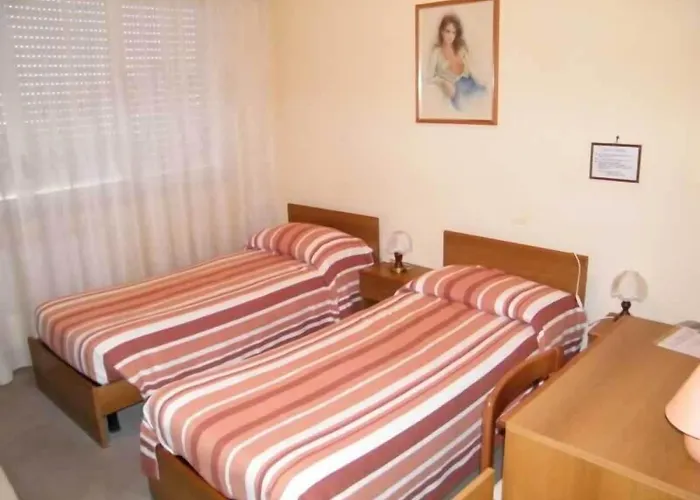 Готель Riviera 2*