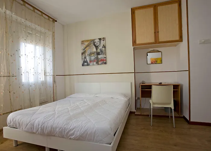 Готель Riviera 2*