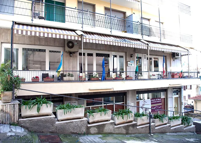 Готель Riviera